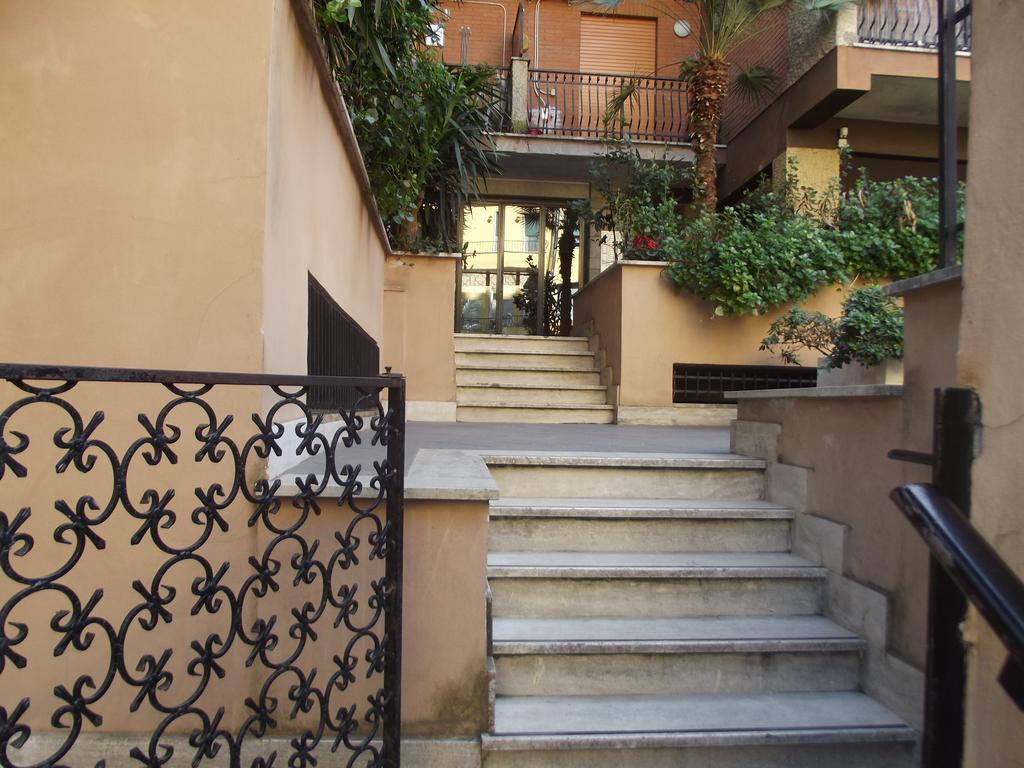 Magenta Superior Terrione 83 Apartment Roma Exterior foto